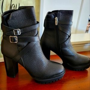 Black heeled Capra Madras VC-Elisen boots